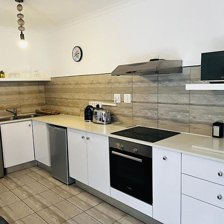Modern Secure Apartment In Strand - Little Greece Eksteriør bilde